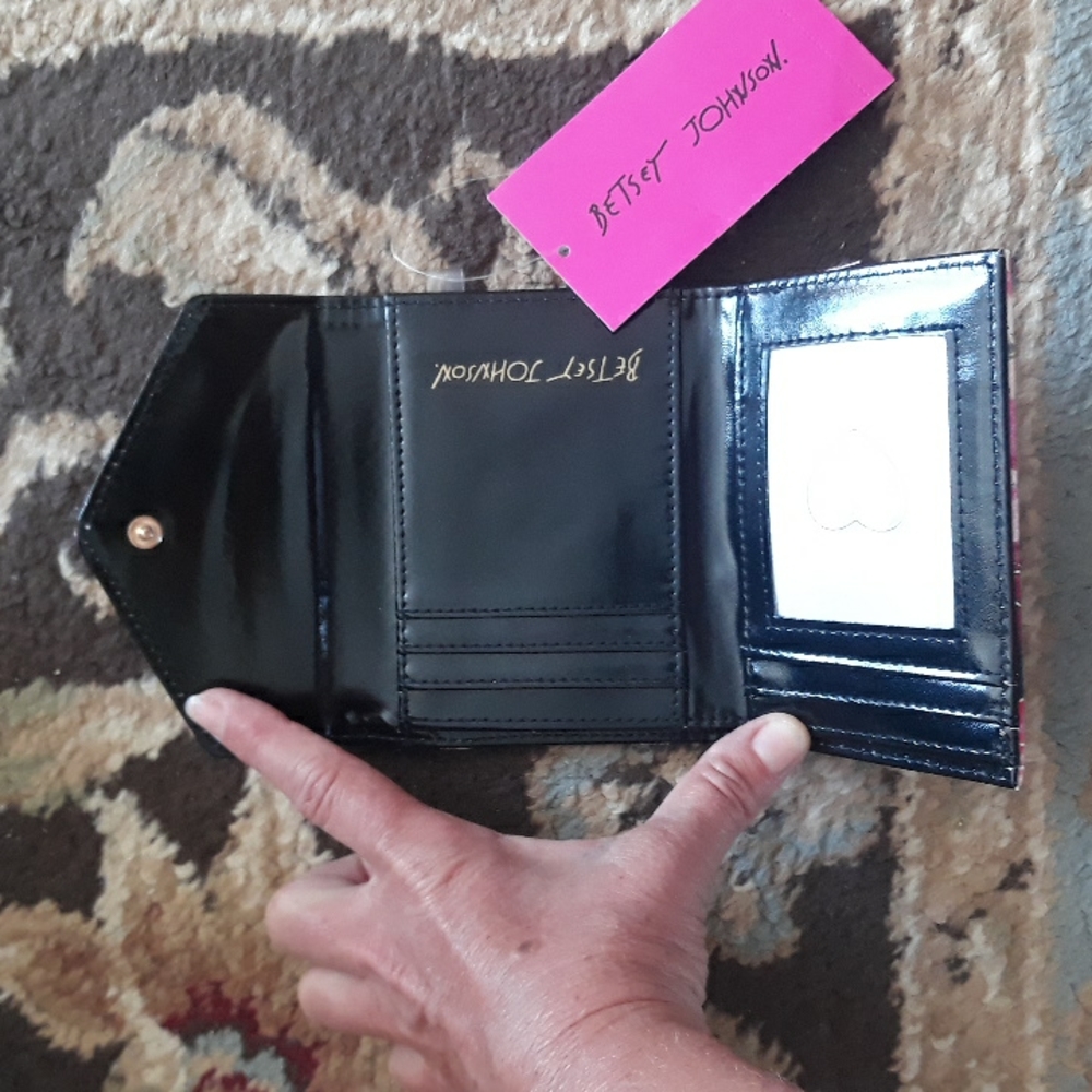4x*Host Pick*Betsey Johnson adorable wallet - Picture 9 of 16